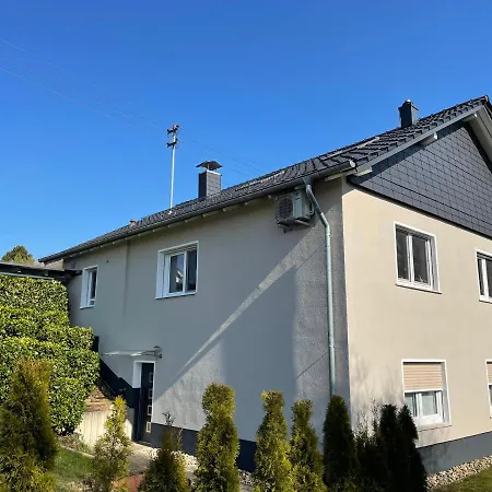 Kleine Auszeit Ferienwohnung Nahe Bosenbergklinik Mit Parkplatz, Haustiere Willkommen Sankt Wendel Exterior photo